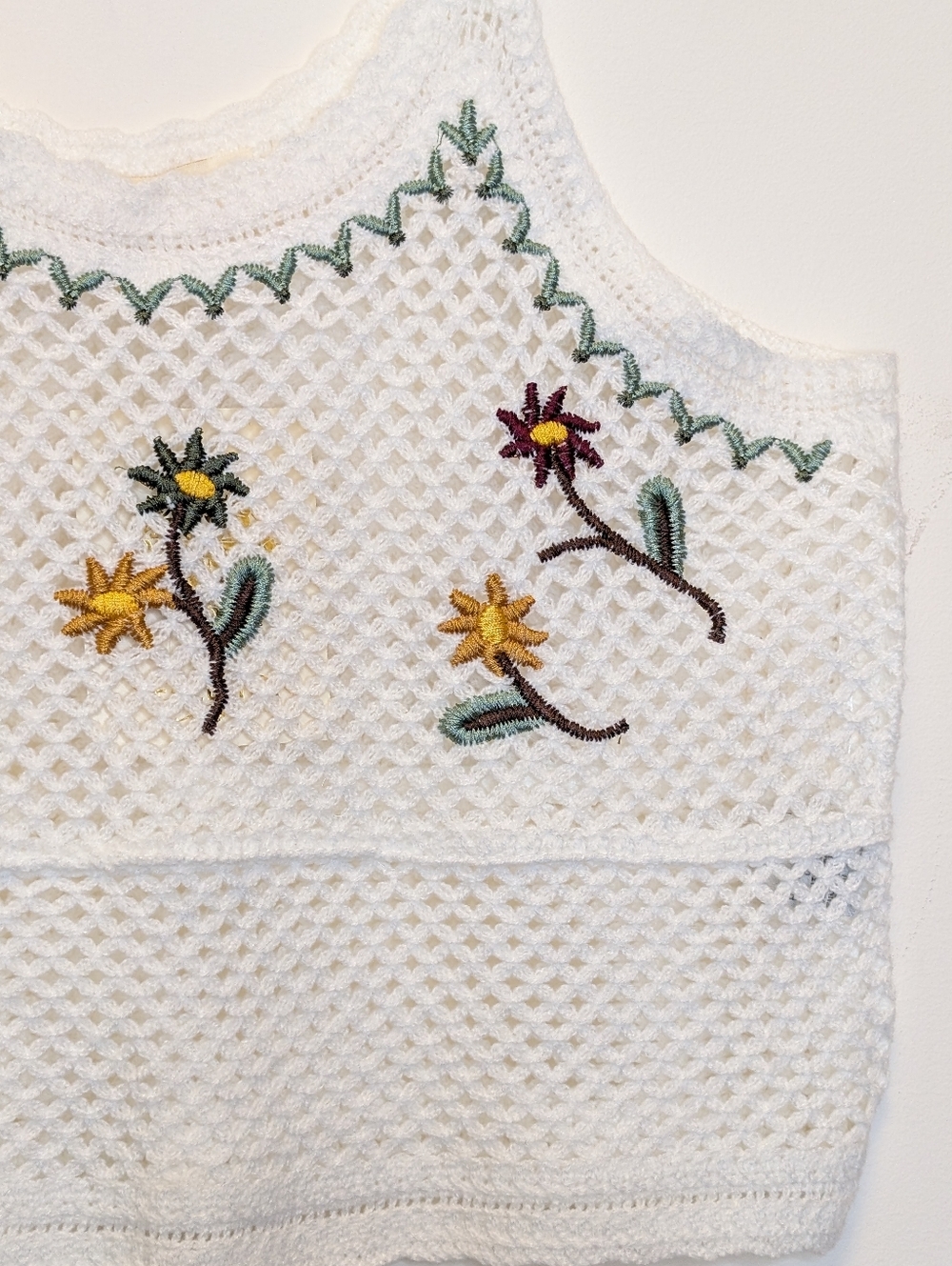 Rebellion Again Crochet Tank Top Floral Embroidered Boho Cottagecore Cream M - Picture 9 of 15